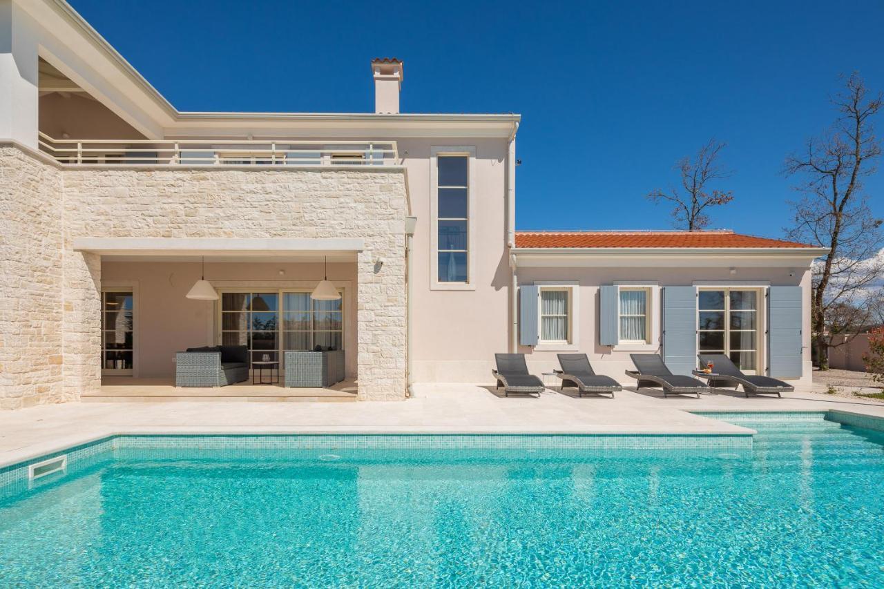 Villa Harmony By Ilc Brtonigla Esterno foto