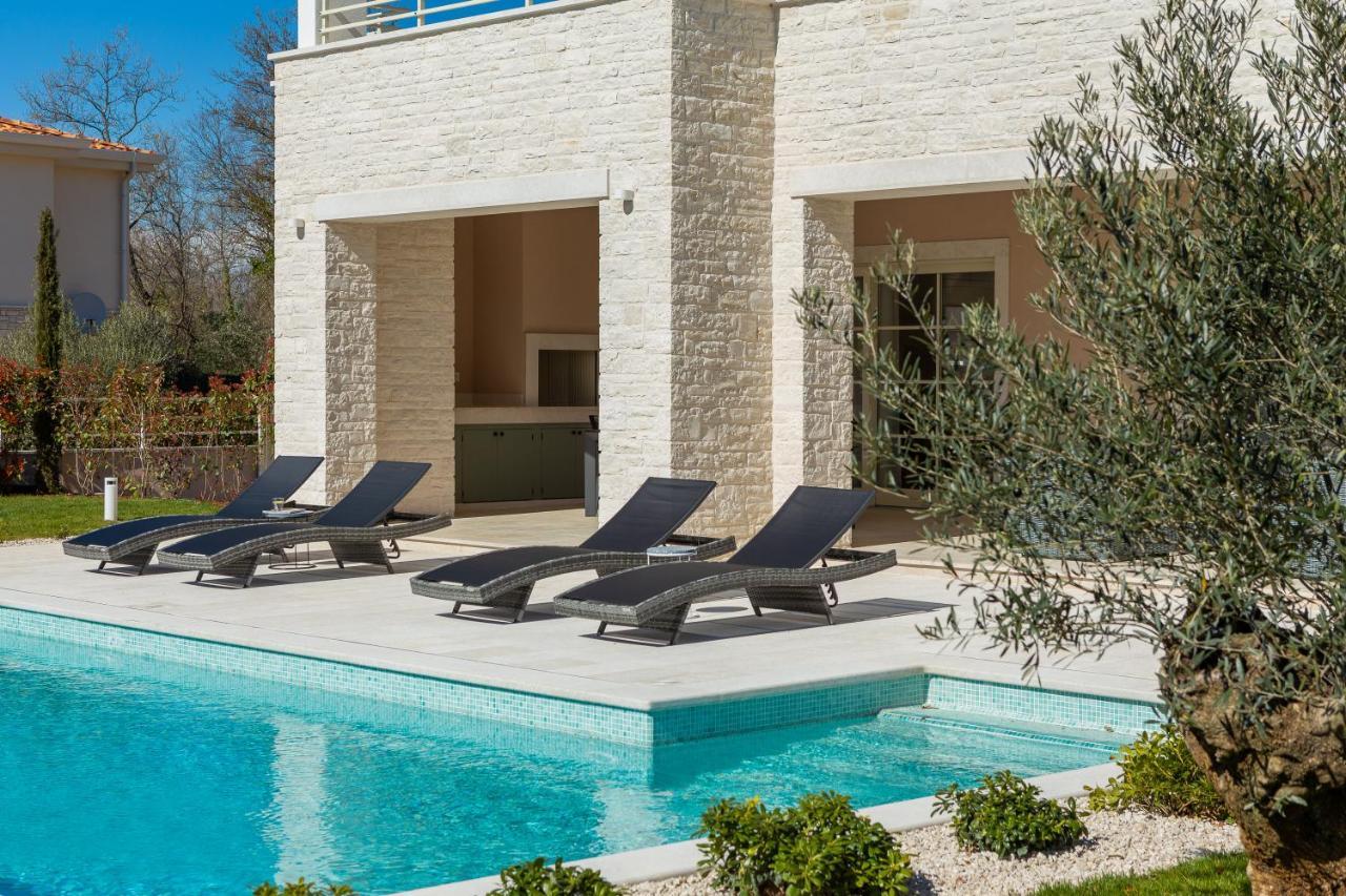 Villa Harmony By Ilc Brtonigla Esterno foto