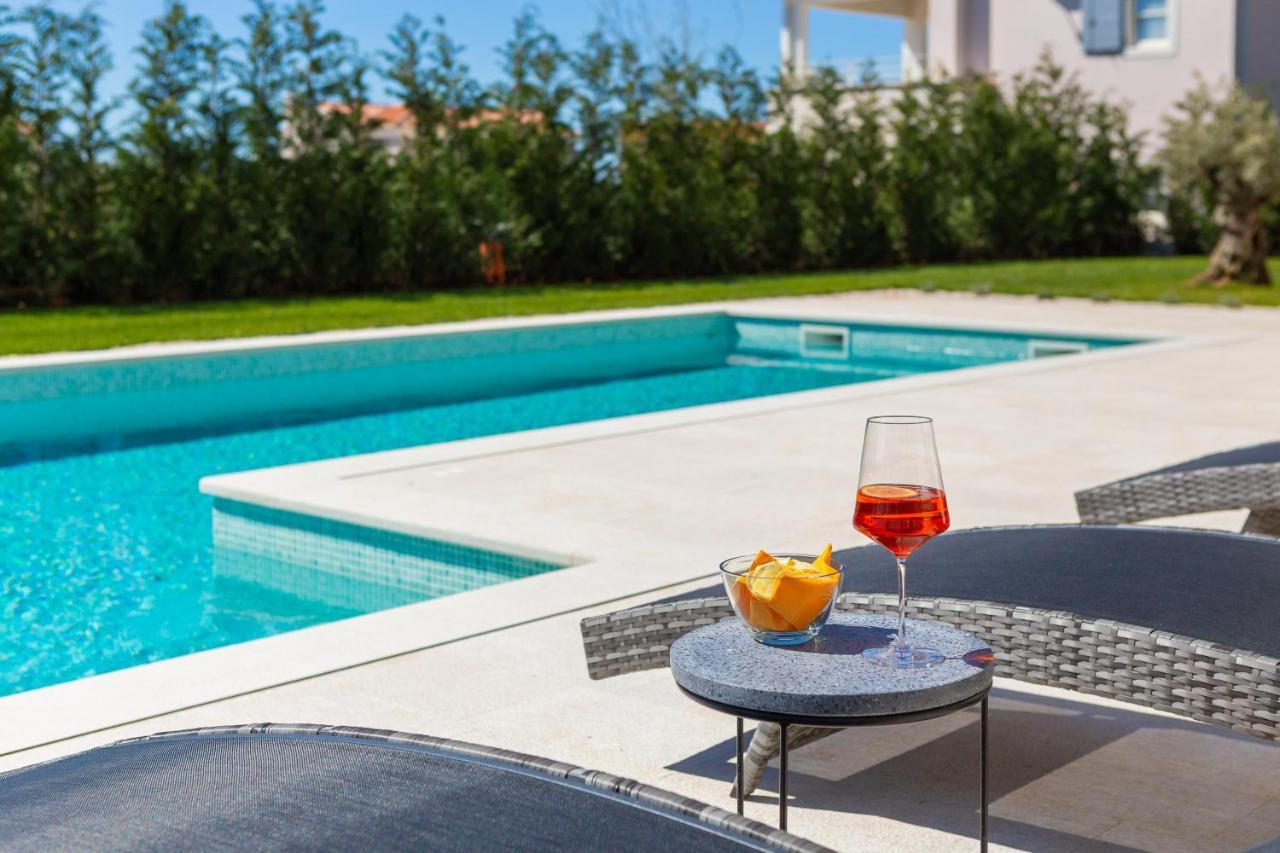 Villa Harmony By Ilc Brtonigla Esterno foto